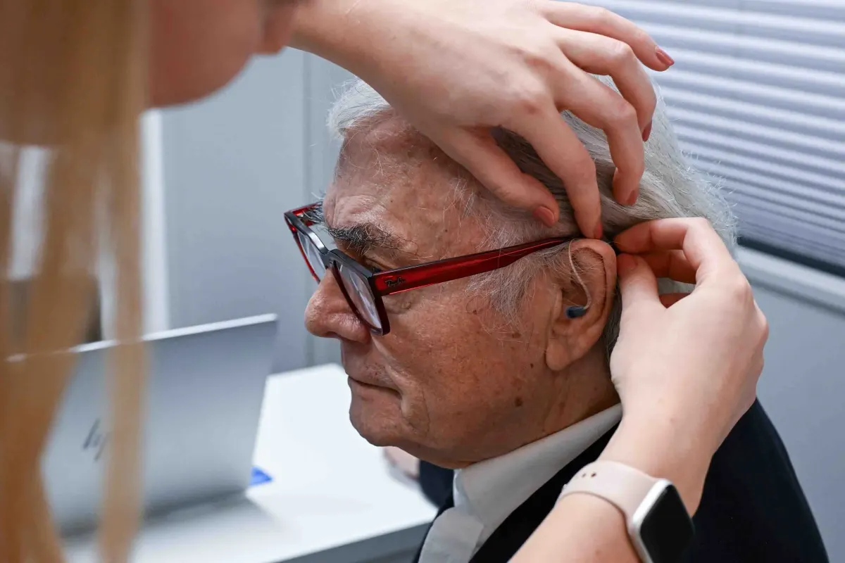 Slušni aparati za odrasle — prilagajanje aparata